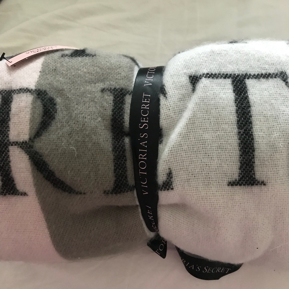 Soft sweater blanket